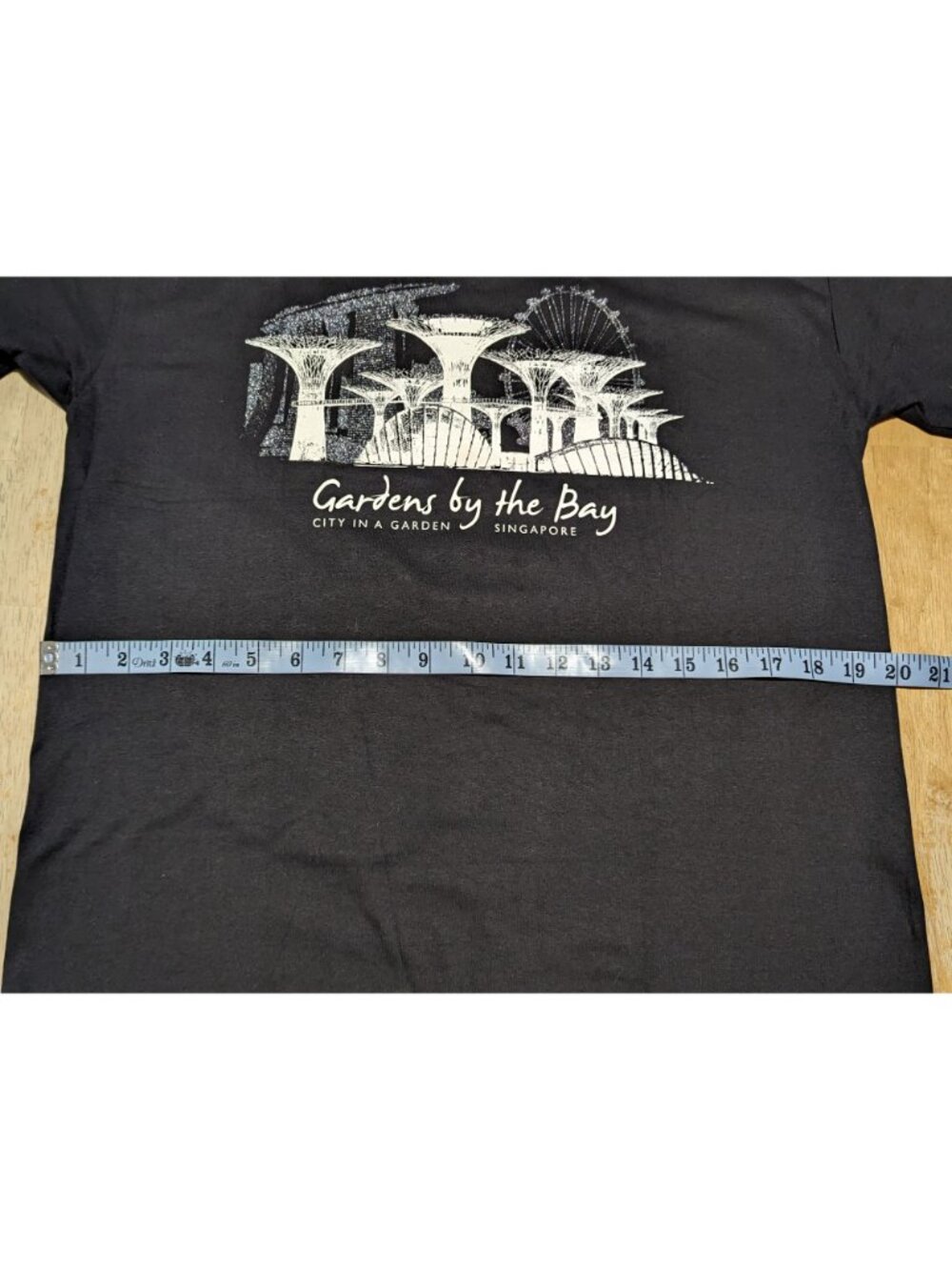 Gardens by the Bay cotton City in a Garden Singapore black Tshirt size M - Picture 8 of 9